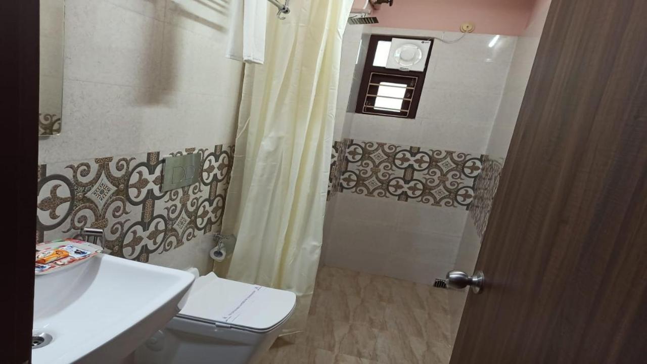 Hotel Aloka Residency Kolkata Exterior photo